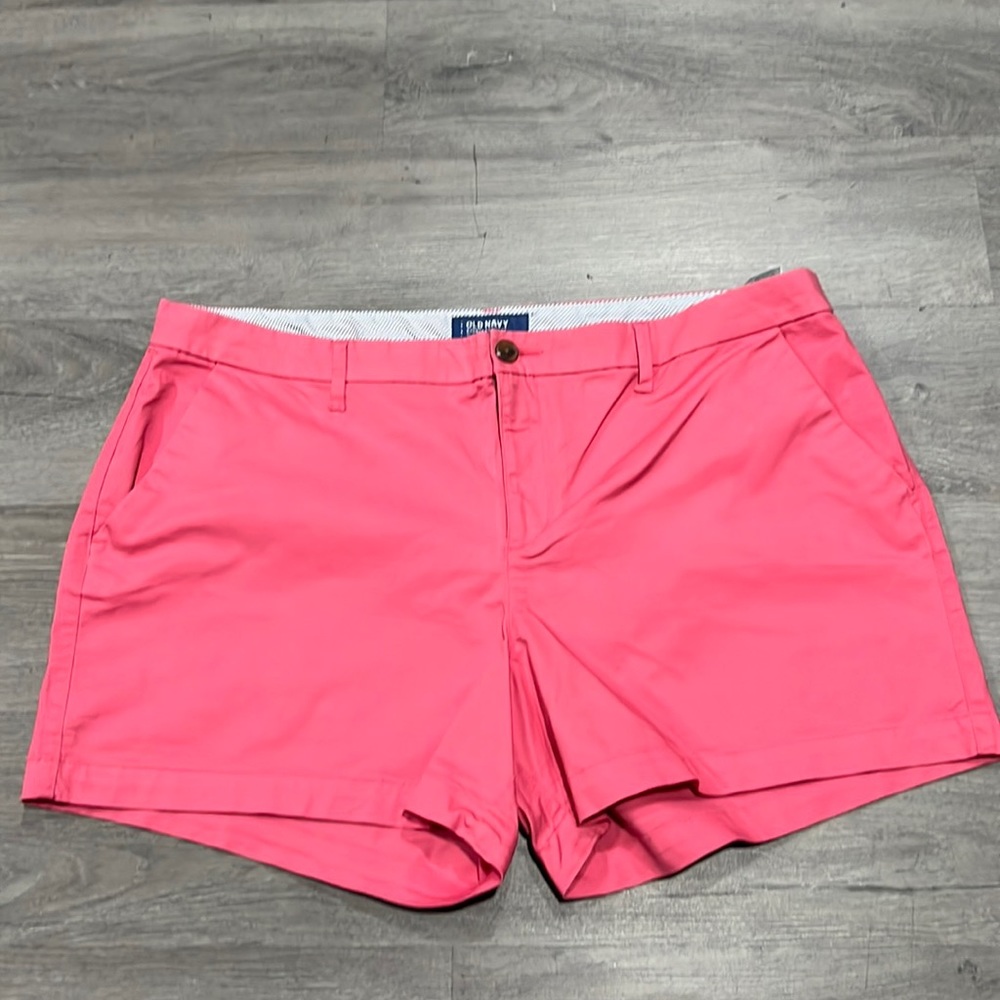 Pink relaxed everyday short